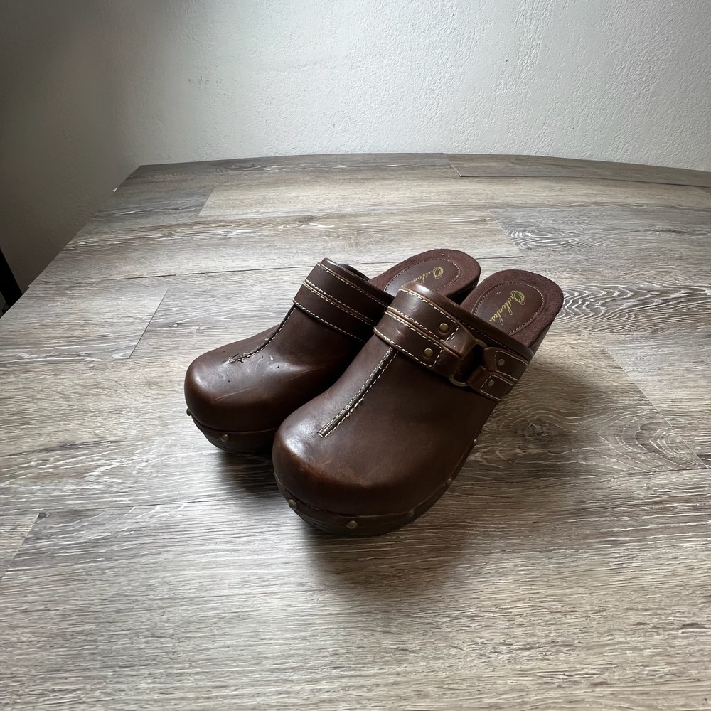 Outlooks Chloe Clog Women 9M Brown Faux Leather Studded Platform Wedge Mules